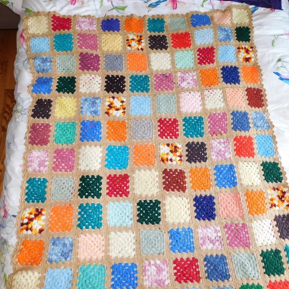 VTG Hand Crochet Knit Multi Colour Granny Square 48" x 58" Afghan Throw Blanket - Picture 6 of 8